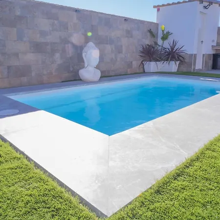 Con Barbacoa Y Piscina Familias. Holiday home Conil De La Frontera